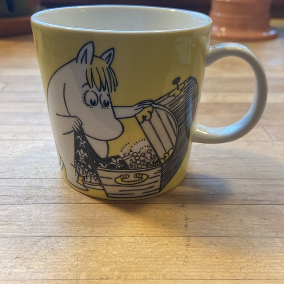 Arabia Finland moomin mug cup Snorkmaiden - Picture 6 of 6